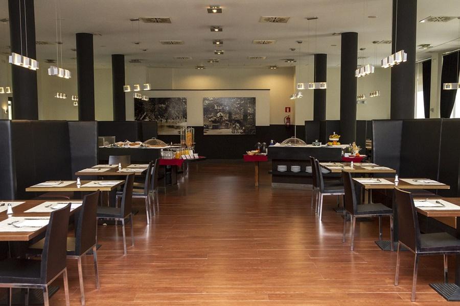Hotel Real Balneario Carlos III Trillo Exterior photo